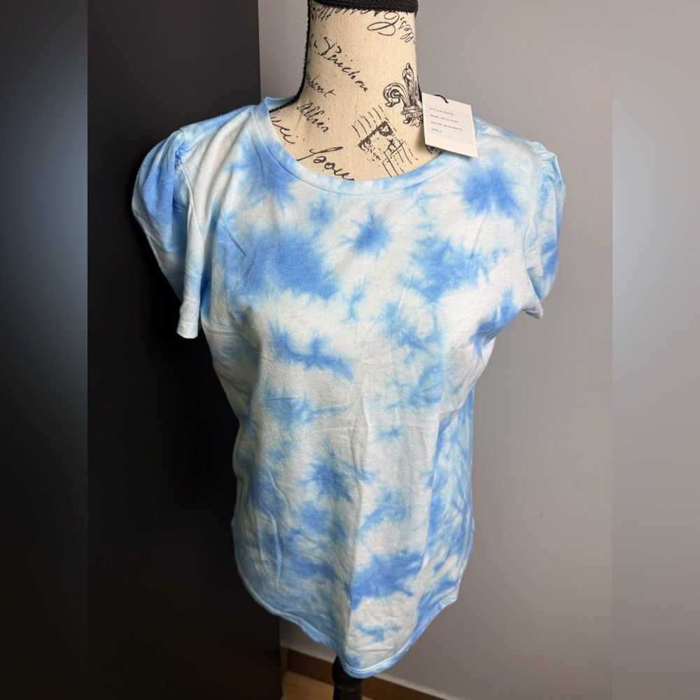 Generation Love Blue/White top Size L NWT
